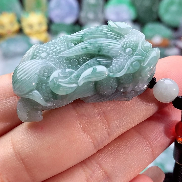 翡翠颈饰未镶嵌鸾*翡翠