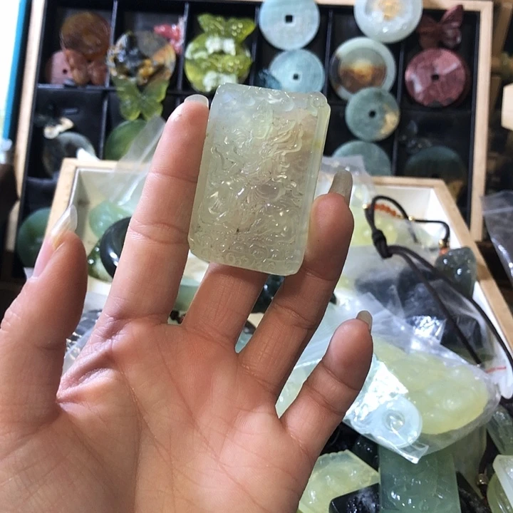 岫玉未镶嵌岫玉挂件