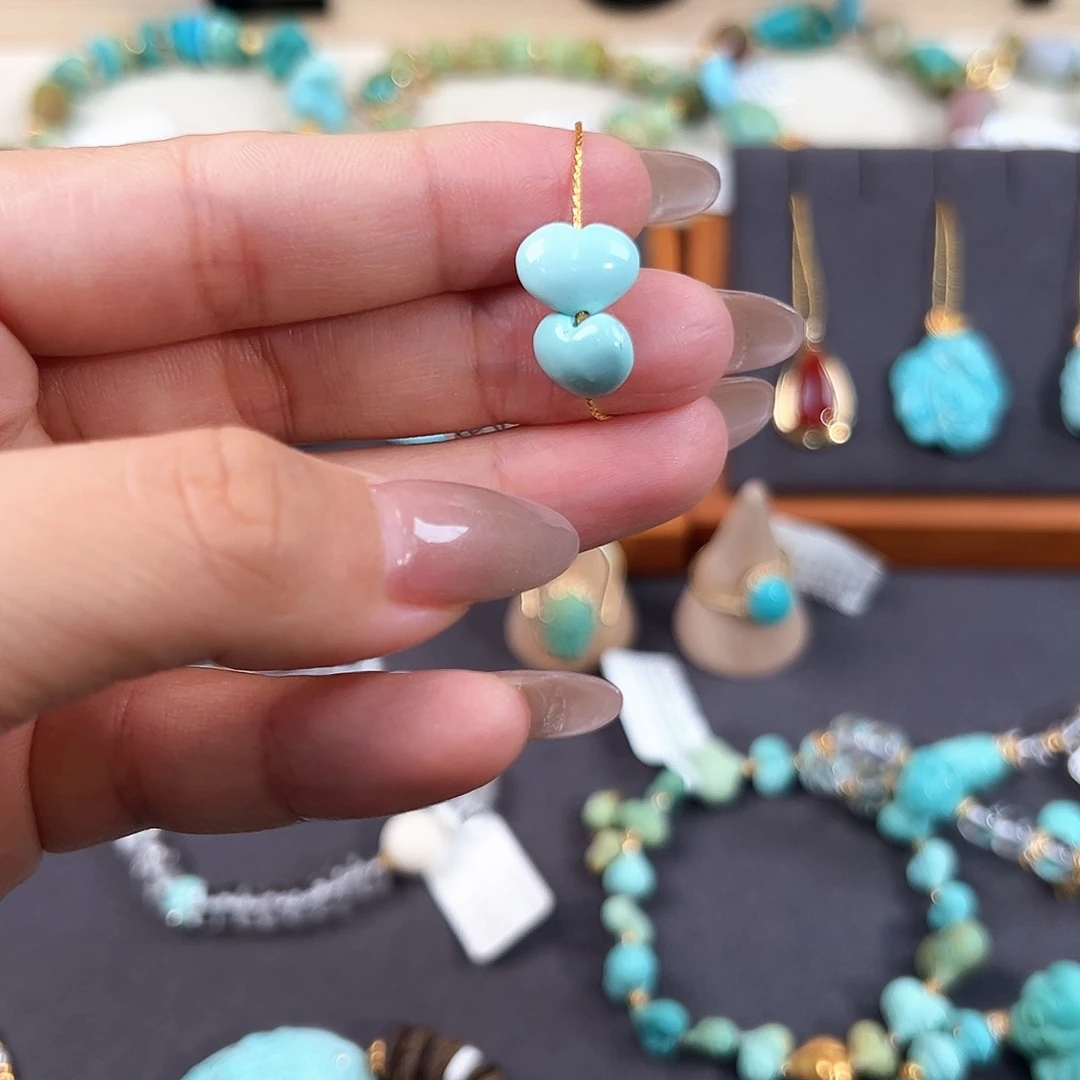 绿松石未镶嵌把件爱心配饰