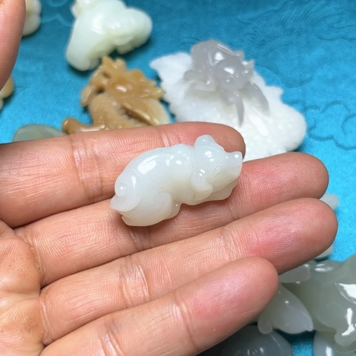 未镶嵌和田玉（糖玉）珠宝奇石