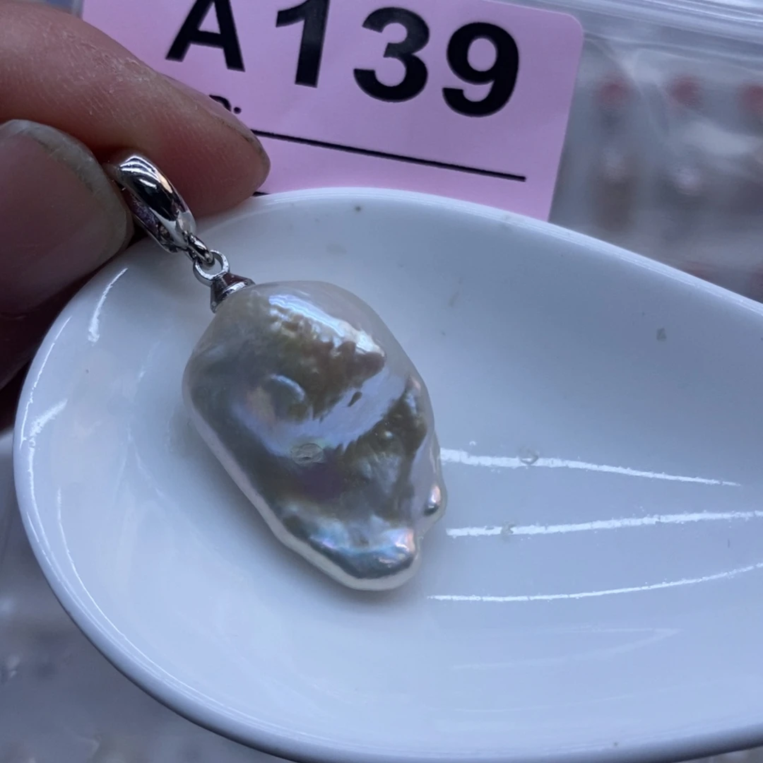 未镶嵌淡水珍珠颈饰