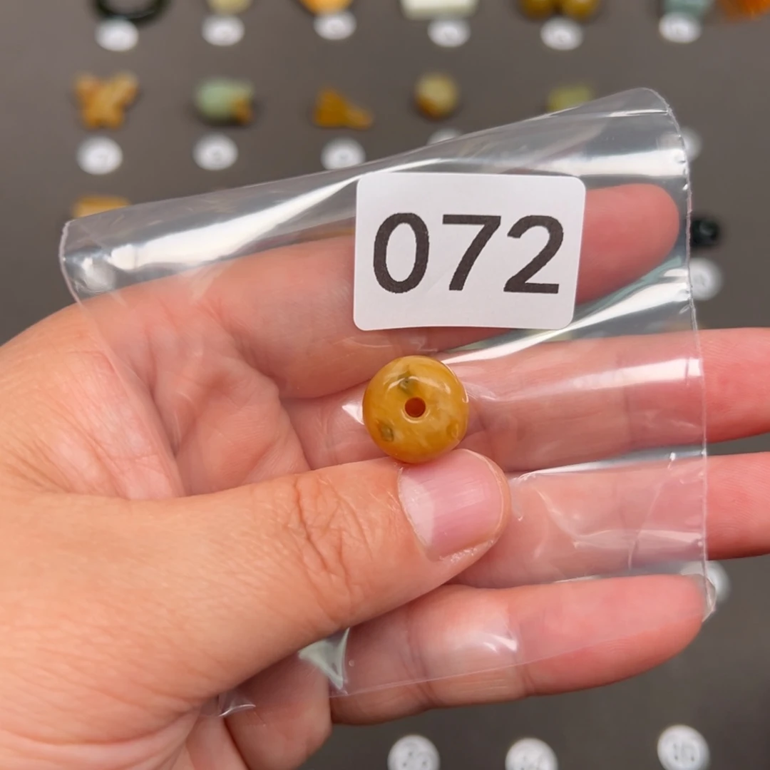 未镶嵌蛇纹石玉颈饰q****r微瑕