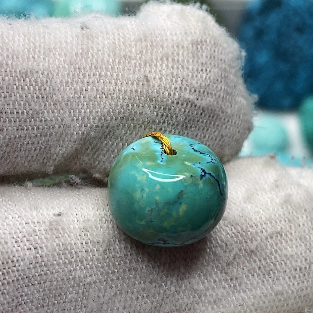 绿松石未镶嵌天然原矿 带武汉地大证书