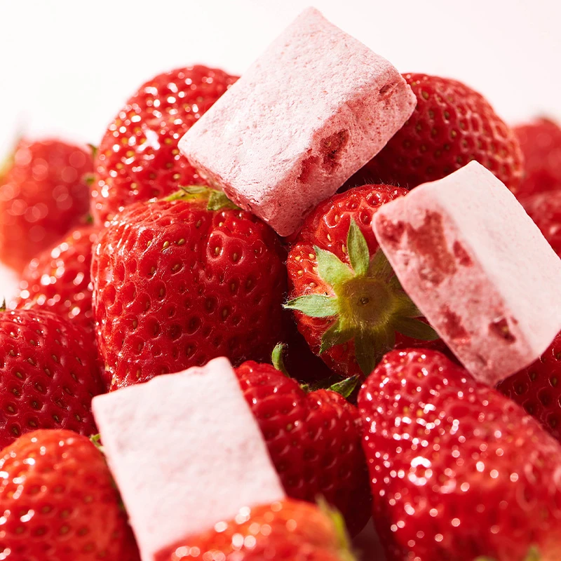 【达人专属】草莓脆脆奥巧可可厚切生椰云朵软牛轧不粘牙网红零食