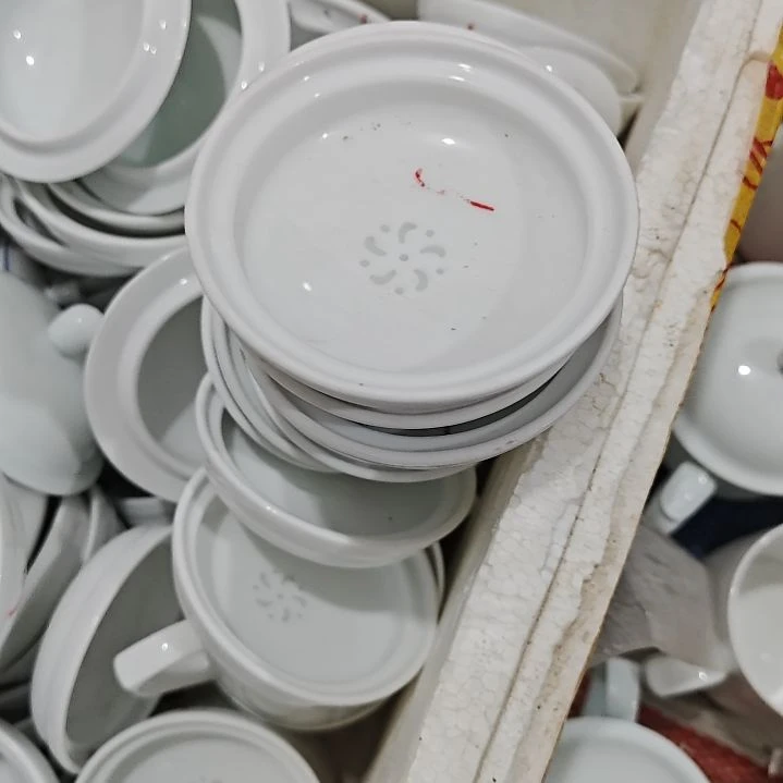 瓷景德镇青瓷玲珑味碟10个微瑕疵