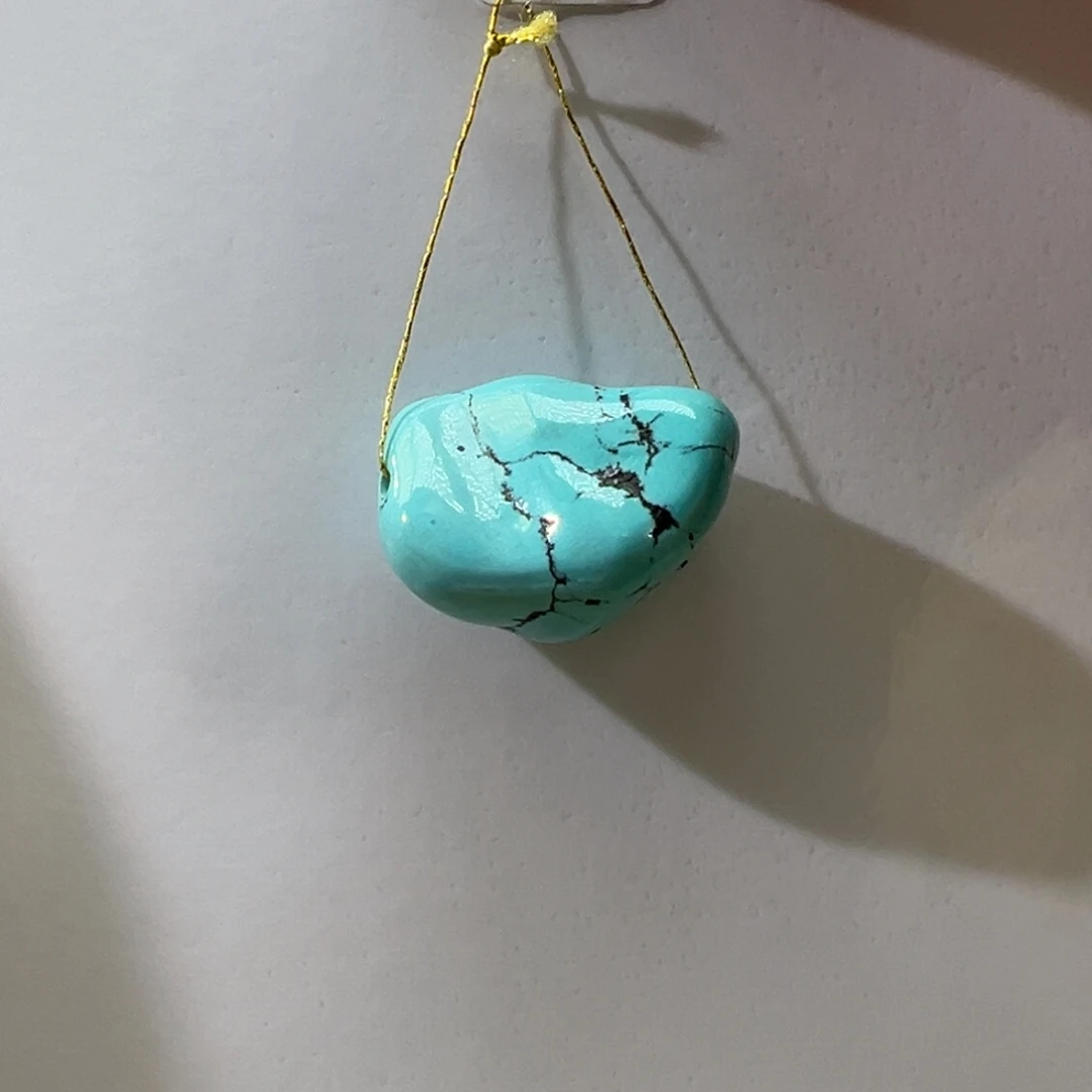 绿松石未镶嵌挂件