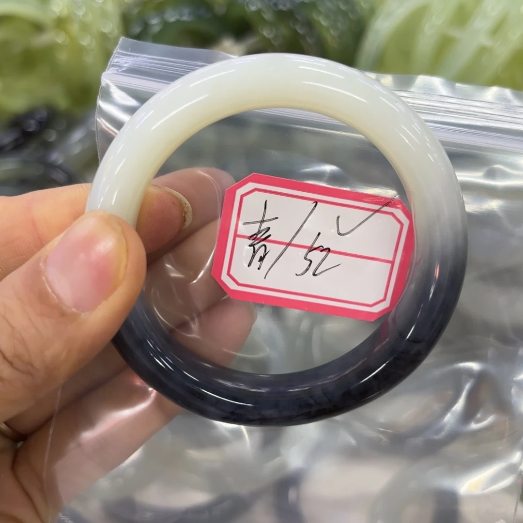 *****蛇纹石玉未镶嵌手镯