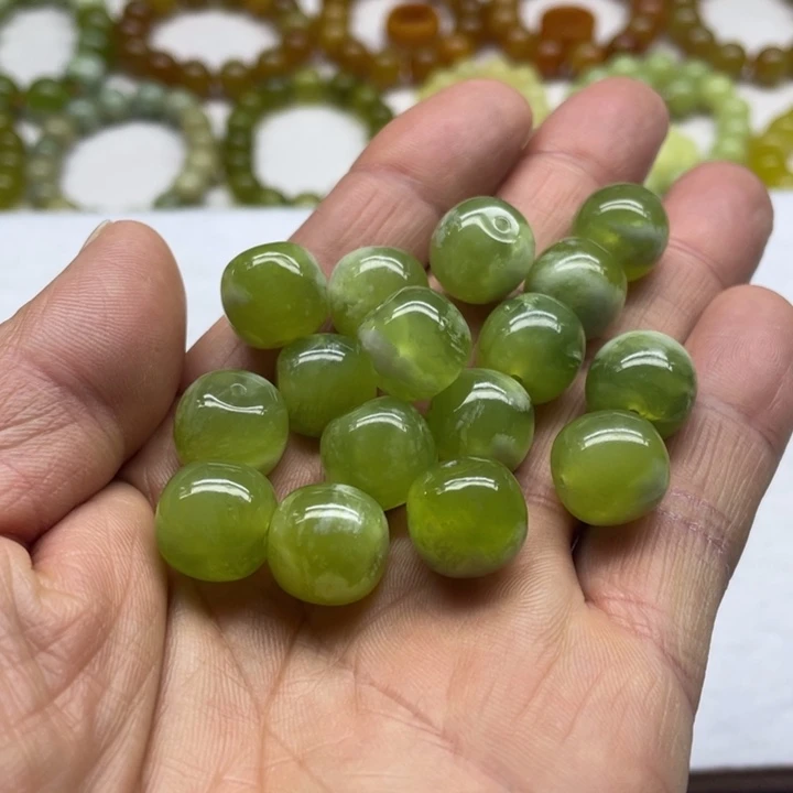 蛇纹石玉手串未镶嵌我****条