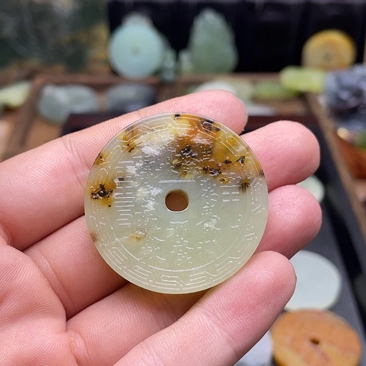 蛇纹石玉挂件未镶嵌G**I