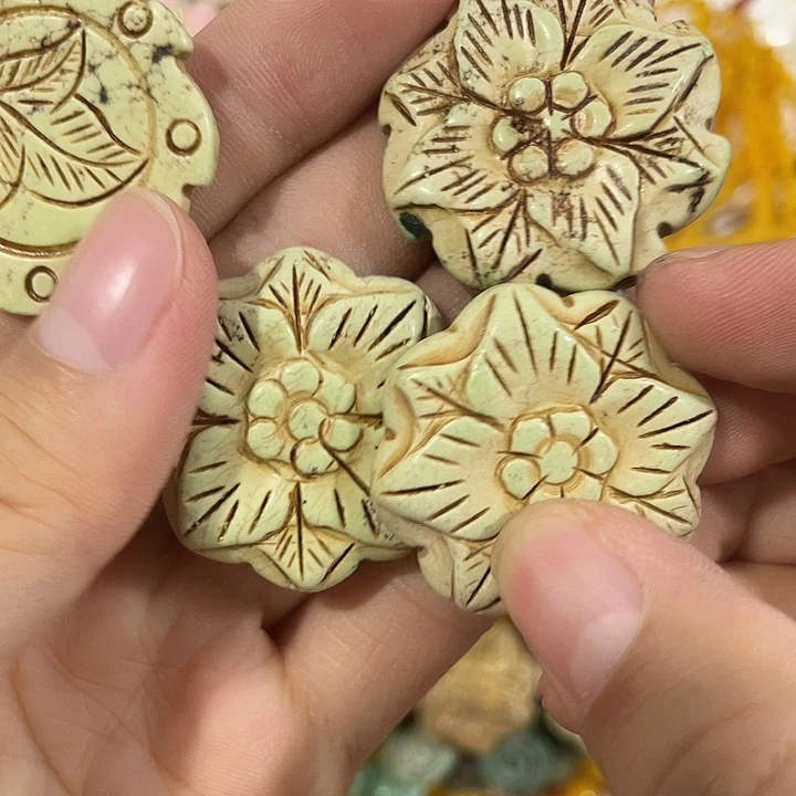 玛瑙/玉髓合金珠宝半成品3颗32mm天然松石雕刻树叶