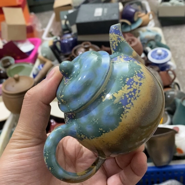 陶瓷艺术品及陶瓷壶