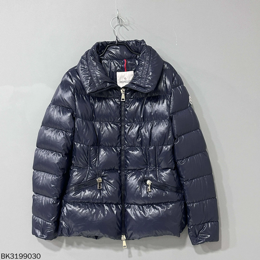 99新 MONCLER daphne蓝色收腰羽绒服 Moncler /蒙口/3码/99030