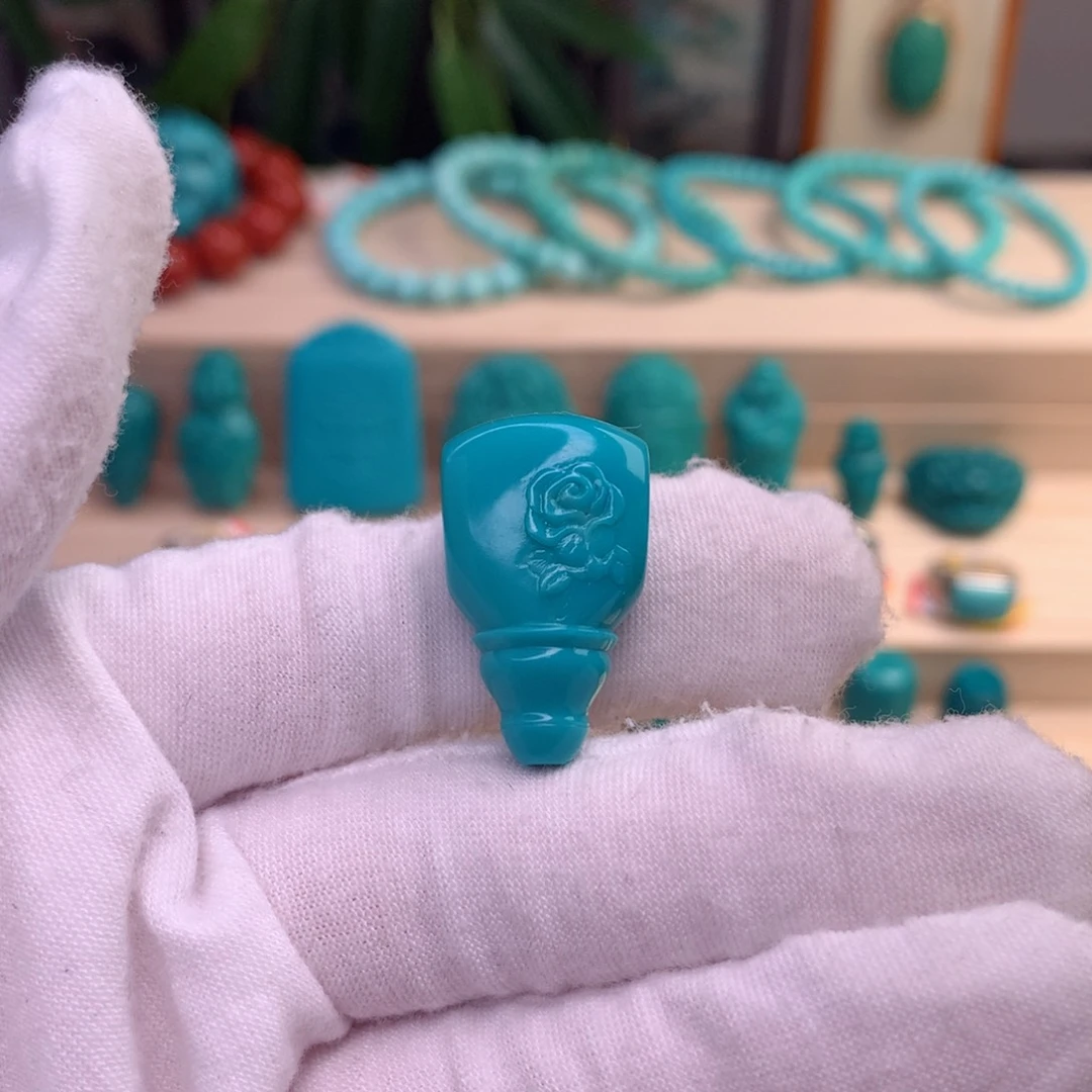 绿松石三通未镶嵌