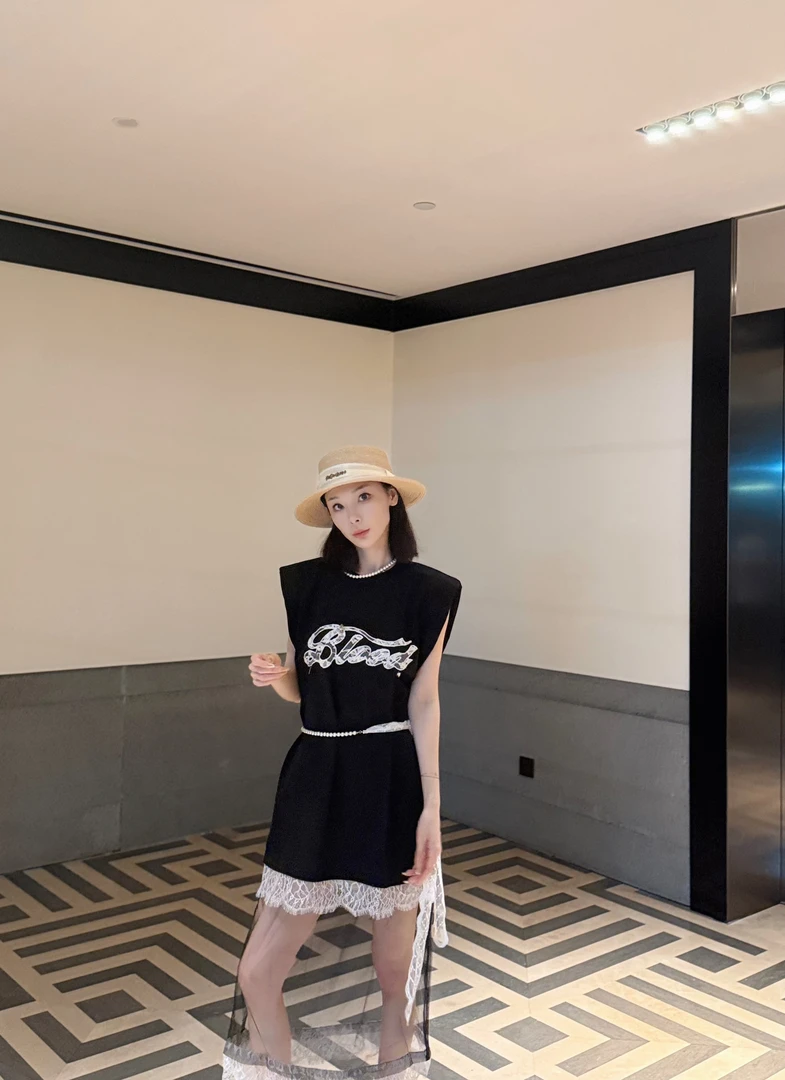 KK颜小新【夏岚】设计感小众时尚气质舒适短袖休闲蕾丝夏季连衣裙