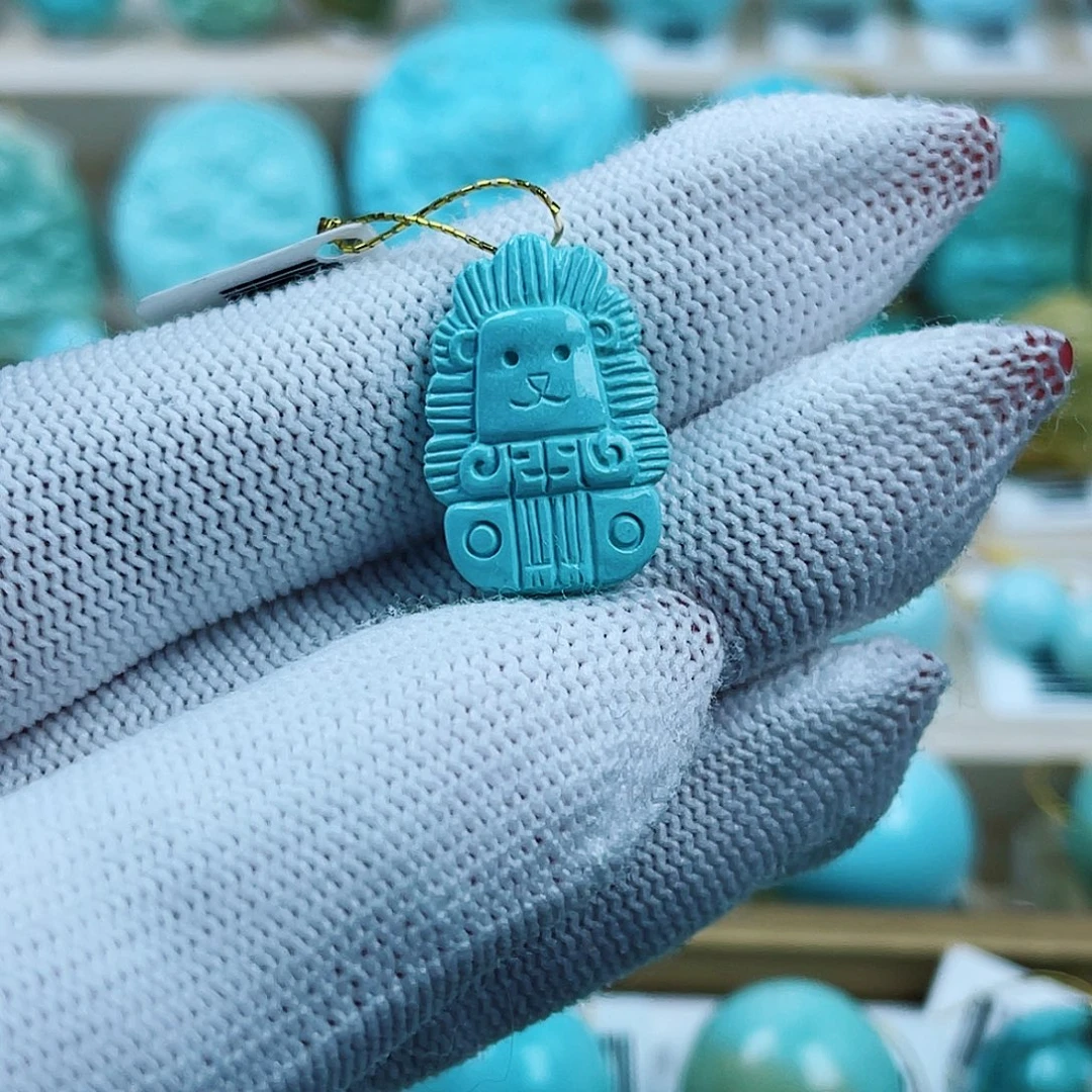 绿松石未镶嵌珠宝奇石