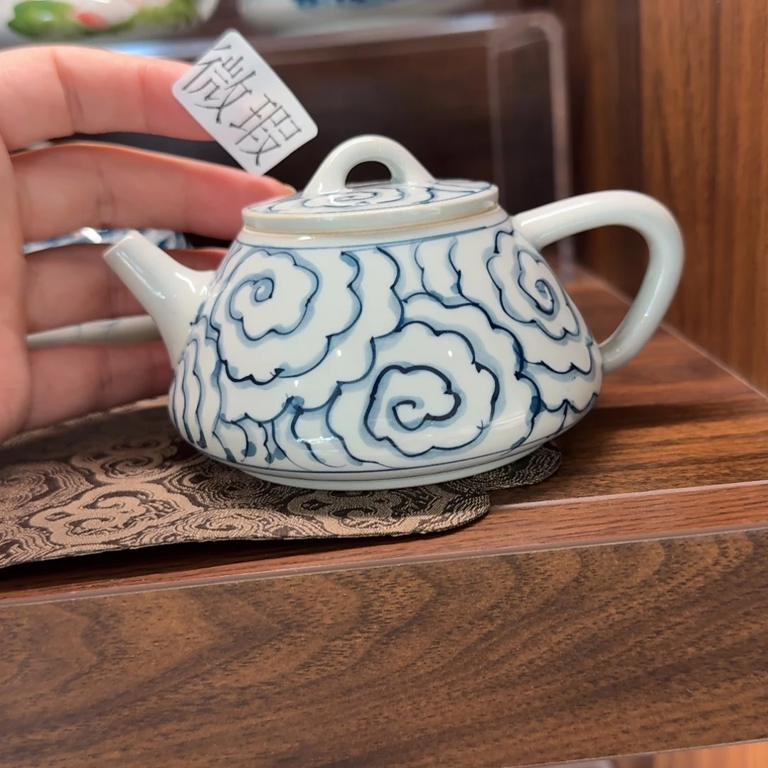 釉下手绘茶具微瑕
