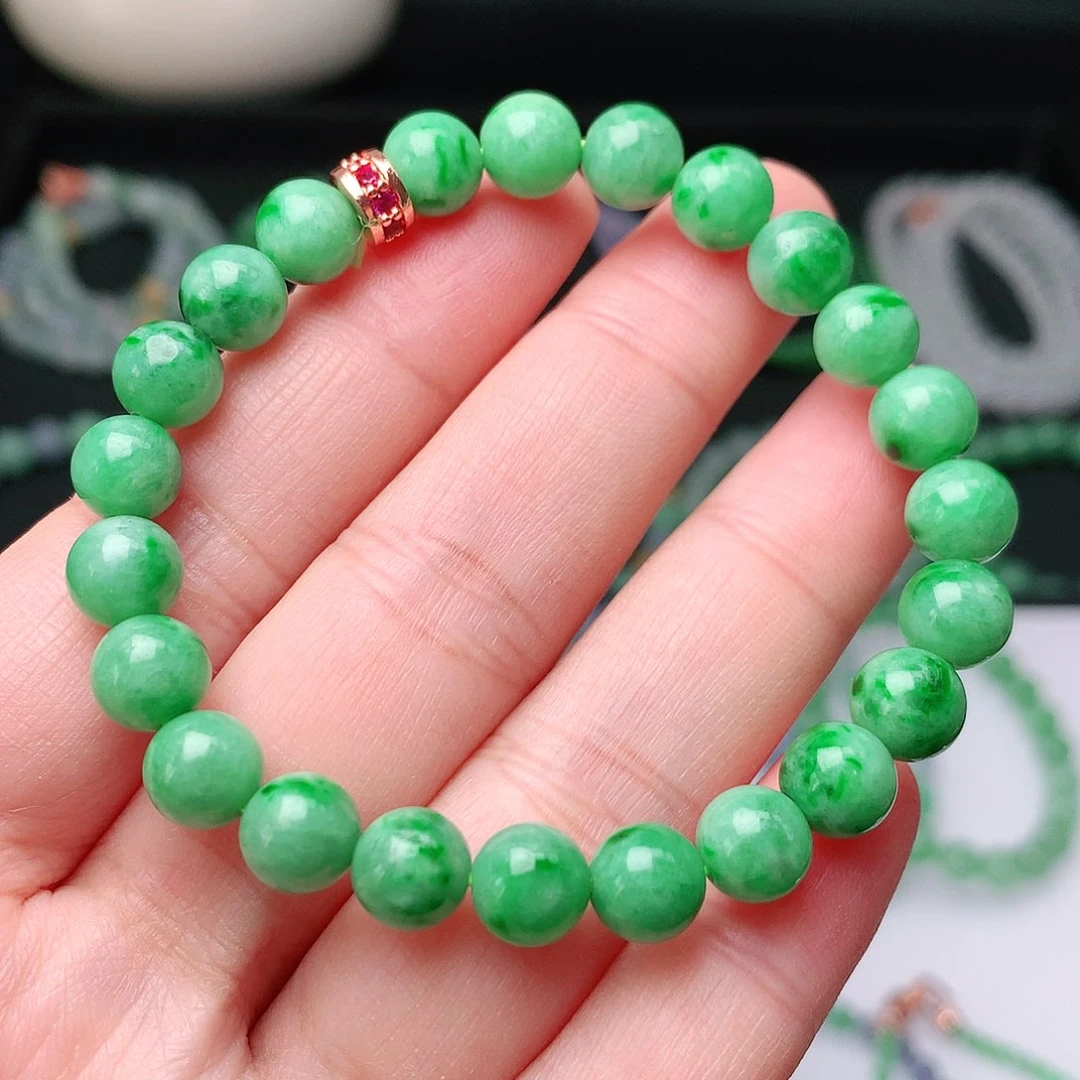 翡翠手链未镶嵌翡翠