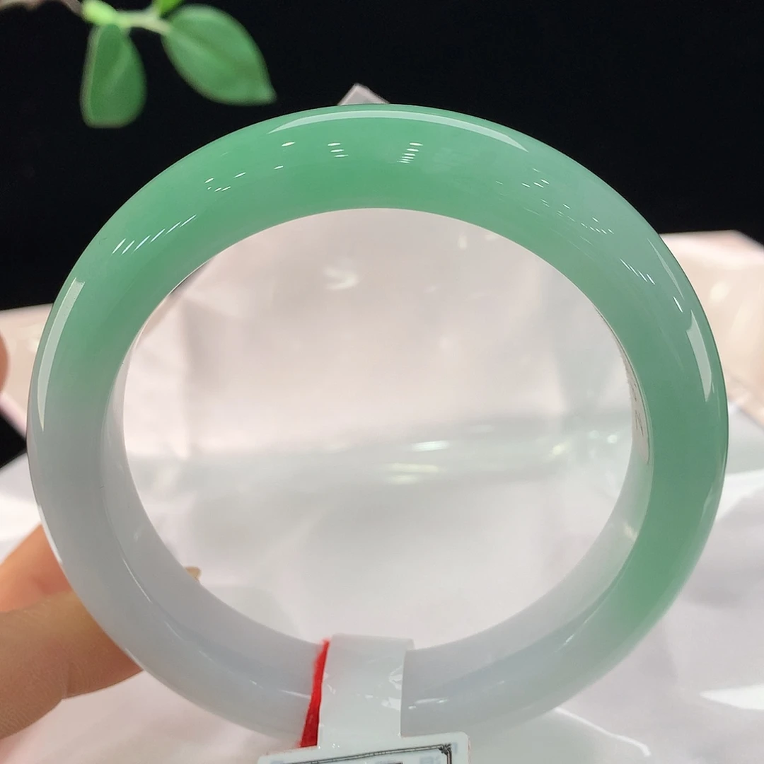 翡翠未镶嵌手镯61.5圈口2095