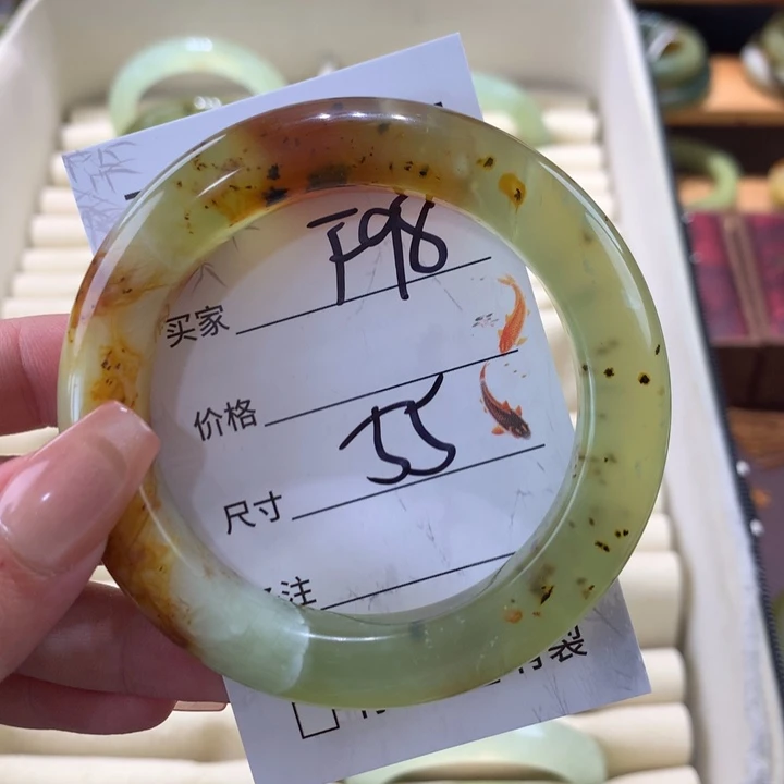 未镶嵌蛇纹石玉手镯W****ෆ