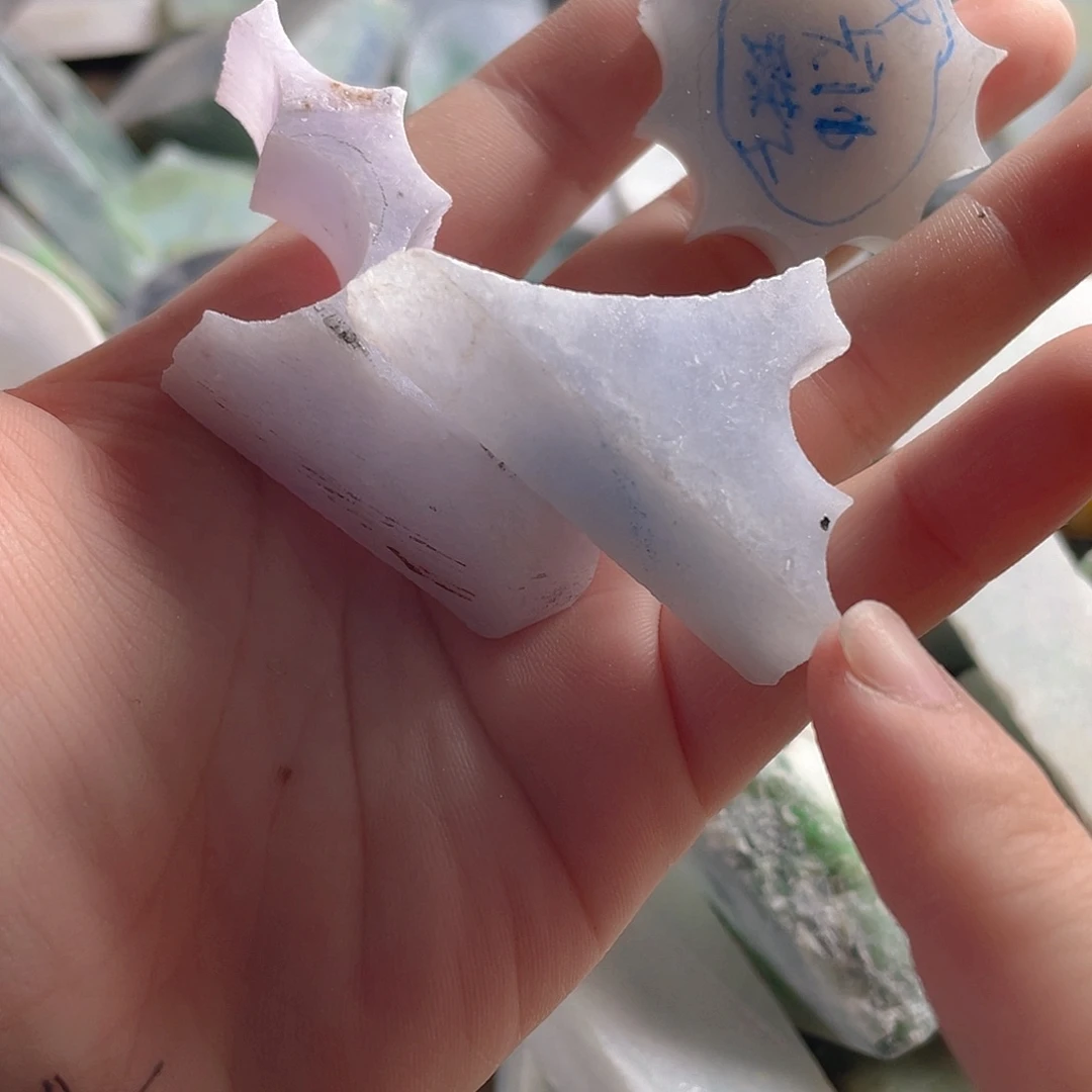 颈饰未镶嵌翡翠z