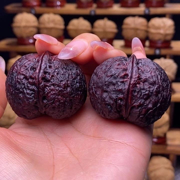 文玩核桃把件泰伦元宝52