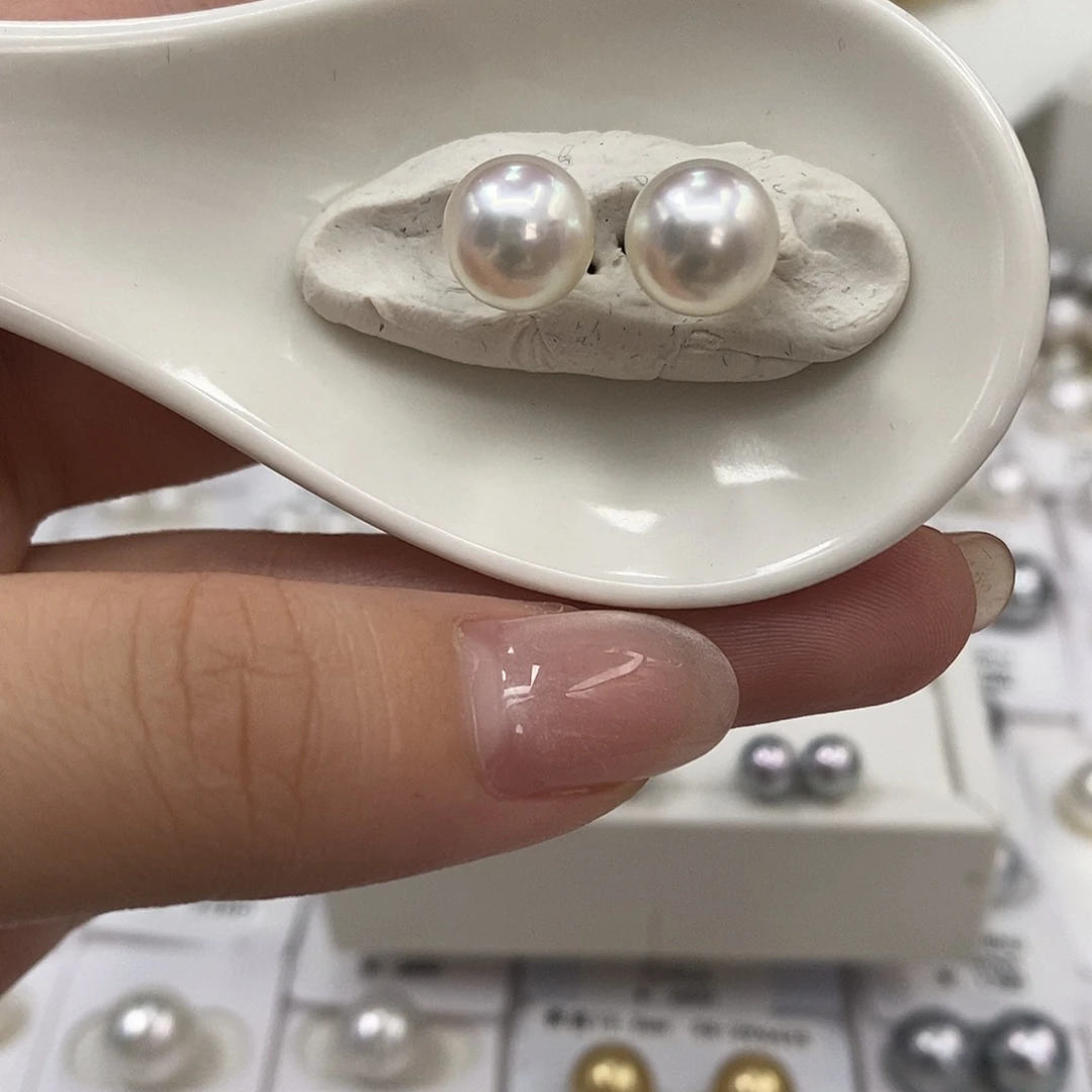 海水珍珠耳饰18K金镶嵌