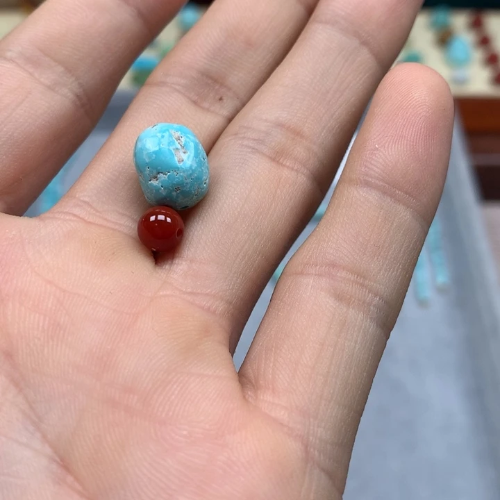 南红玛瑙配饰未镶嵌