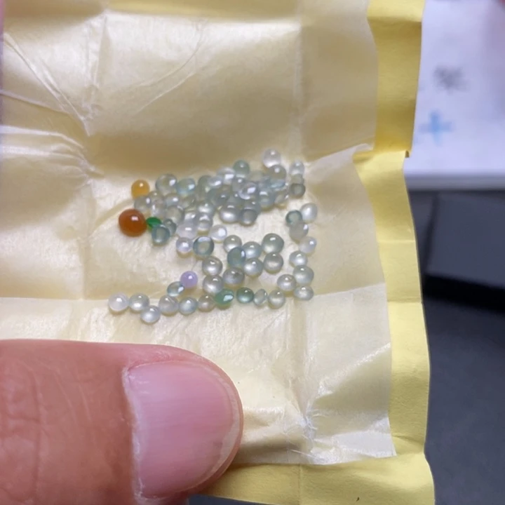 定制翡翠未镶嵌多样性发货