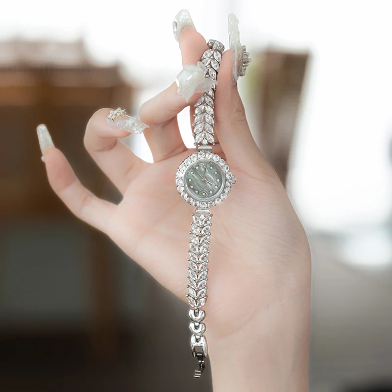 七夕礼物美人鱼手表女款女士正品轻奢小众送女友腕表鞠婧祎同款