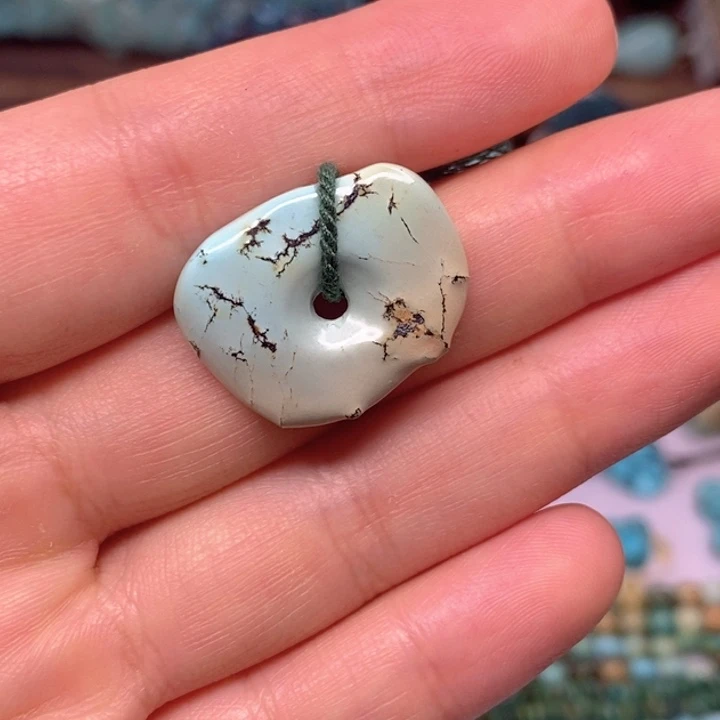 绿松石未镶嵌原矿