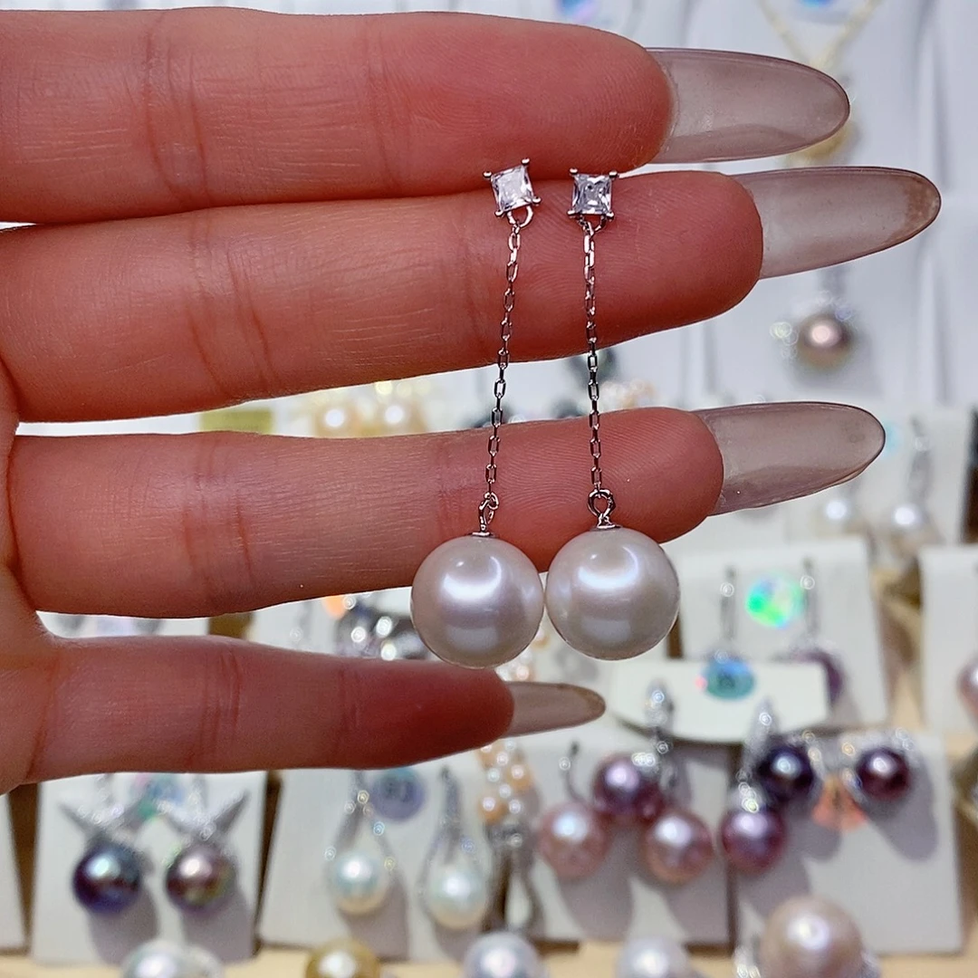 淡水珍珠银S925镶嵌耳饰