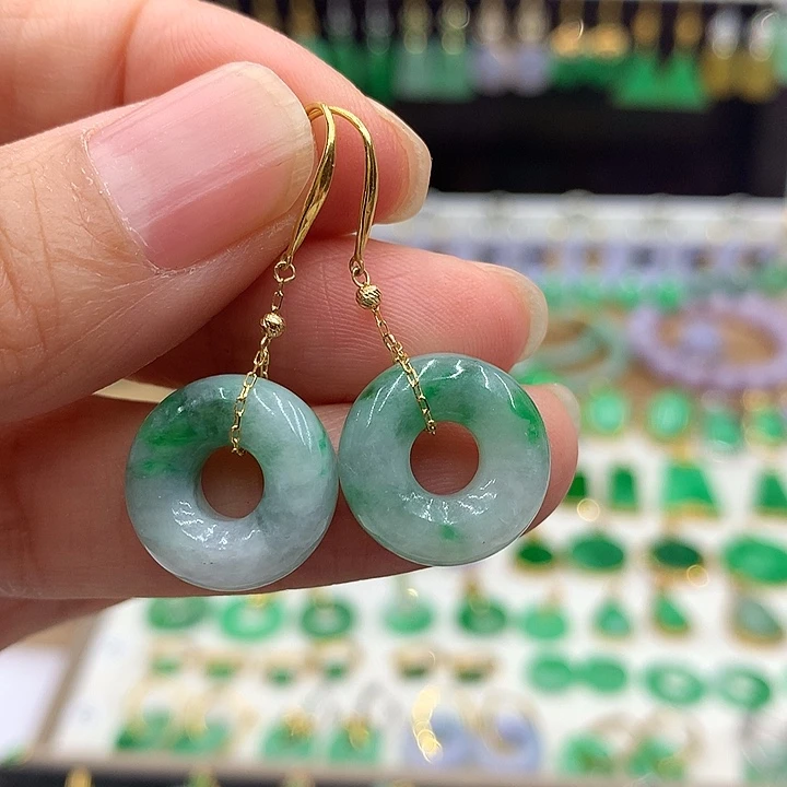 翡翠18K金镶嵌耳饰