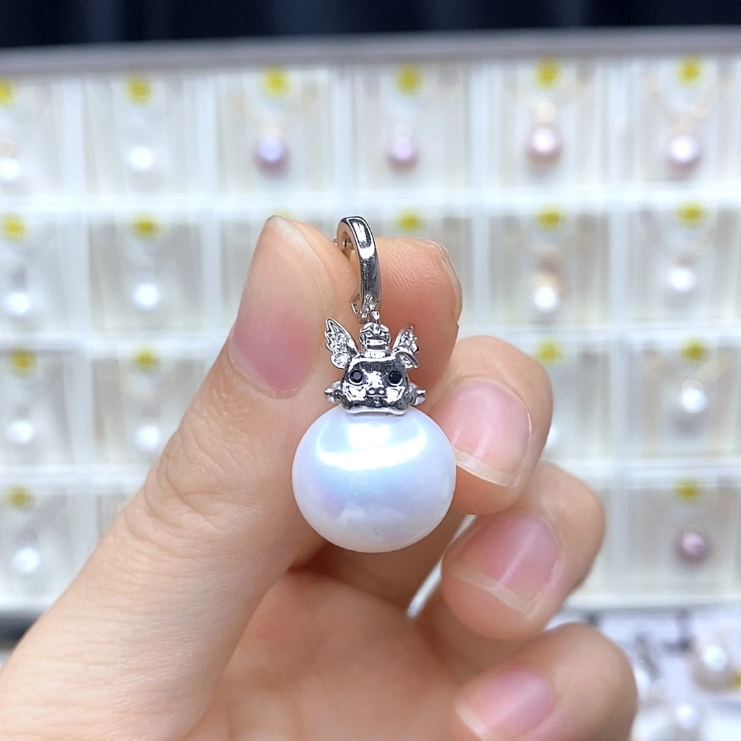 淡水珍珠合金颈饰