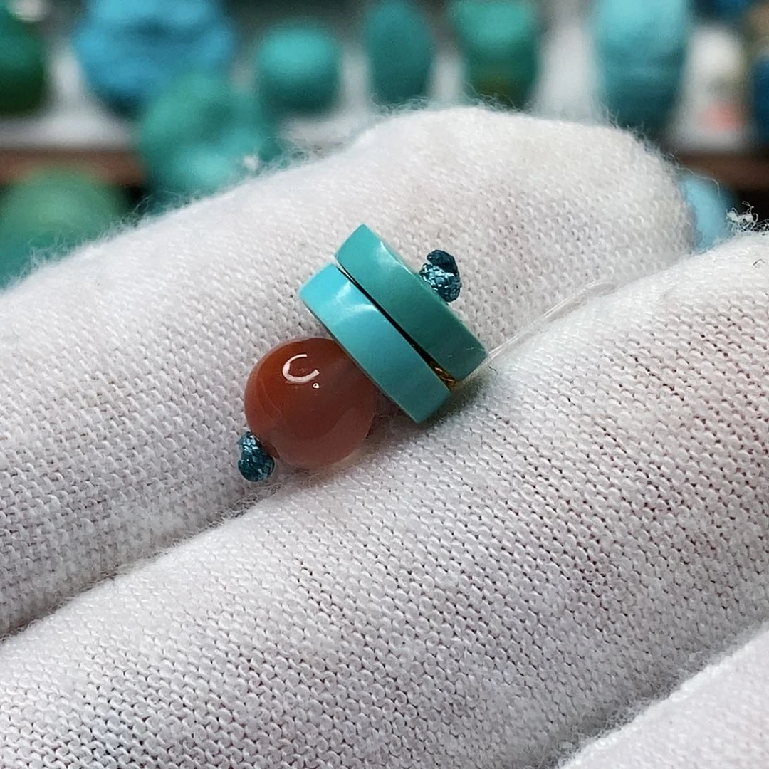 南红玛瑙未镶嵌珠宝奇石