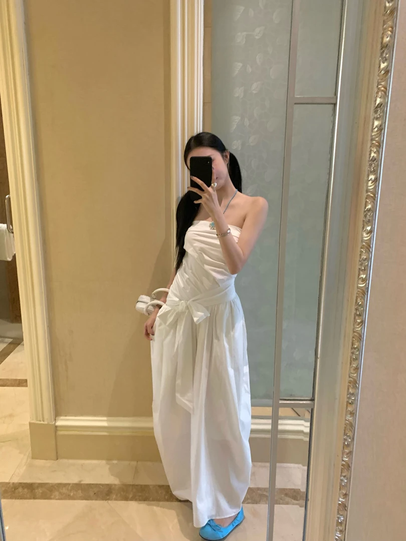 不冷BULENG 法式蝴蝶结抹胸连衣裙女春夏高级感性感纯欲收腰长裙