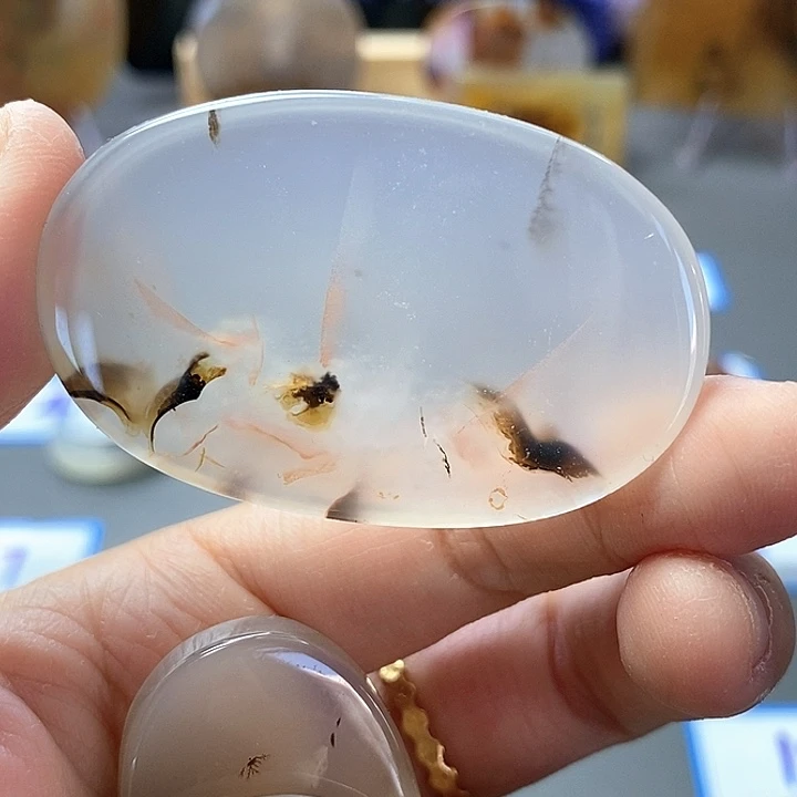 玛瑙/玉髓未镶嵌珠宝半成品