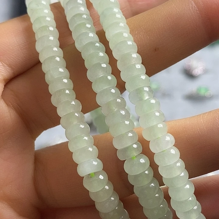 翡翠未镶嵌戒指缅甸天然A货翡翠 白冰珠串 完美