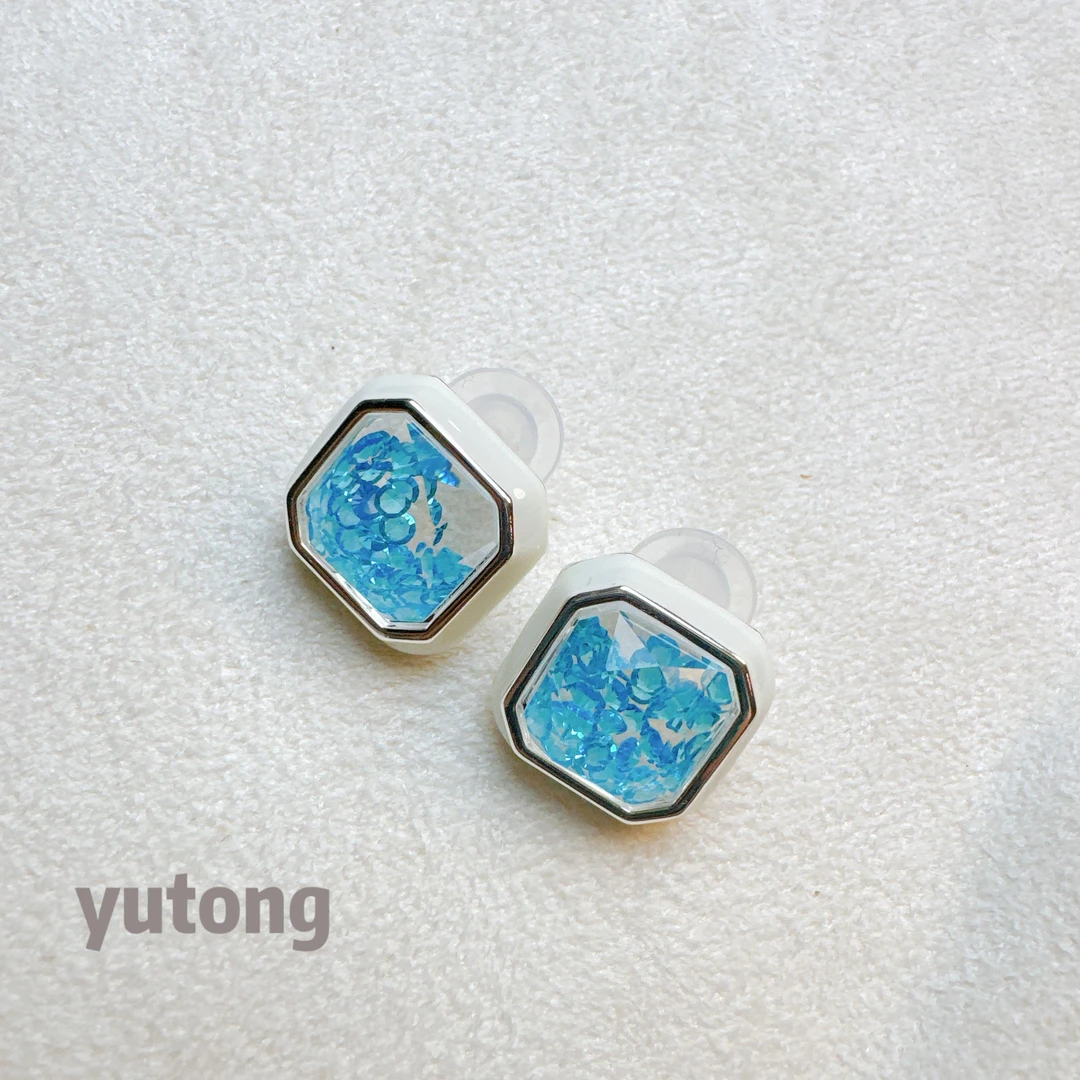 铜合金锆石耳饰 【雨桐轻奢饰品】设计款耳环YT01459