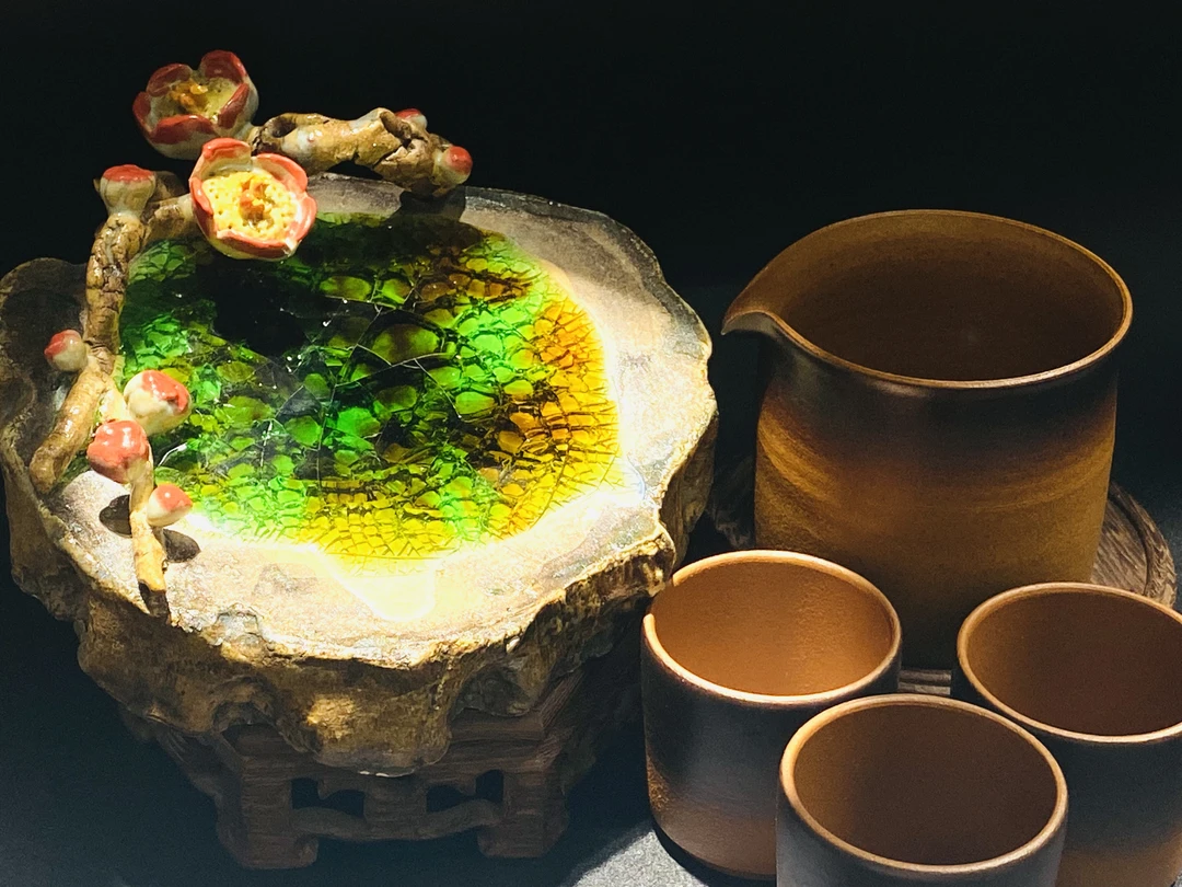 【梅红翠绿 】匠心手绘纯手工制作石湾非遗陶艺精品摆件送礼好物