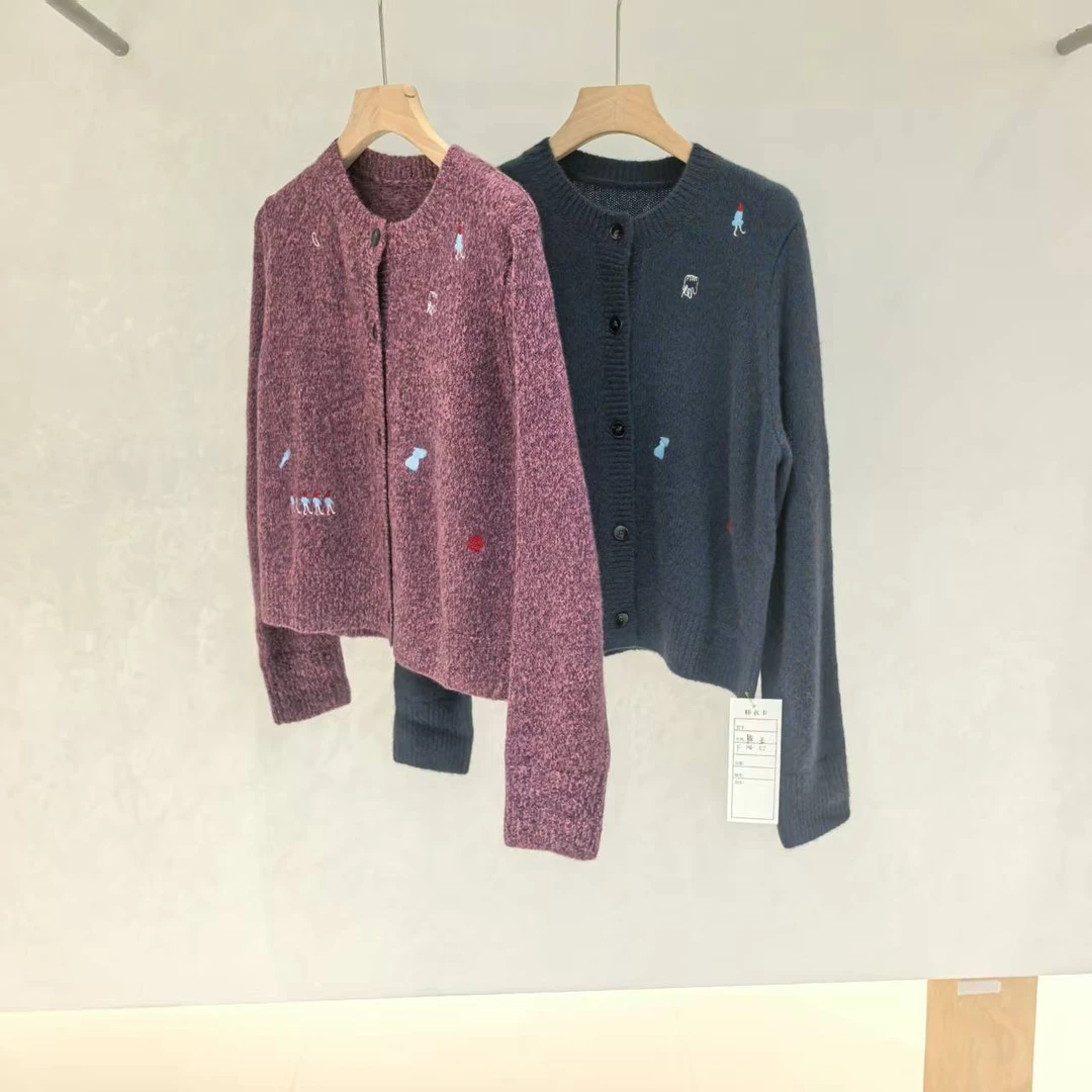 69243花纱复古小人刺绣针织丝羊绒开衫