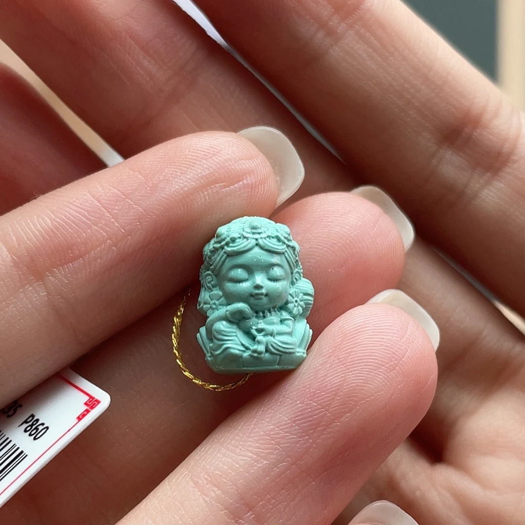 绿松石未镶嵌颈饰