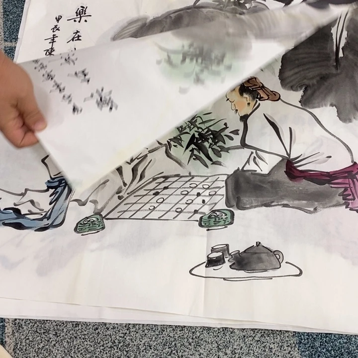 手绘作品等多种形式进行