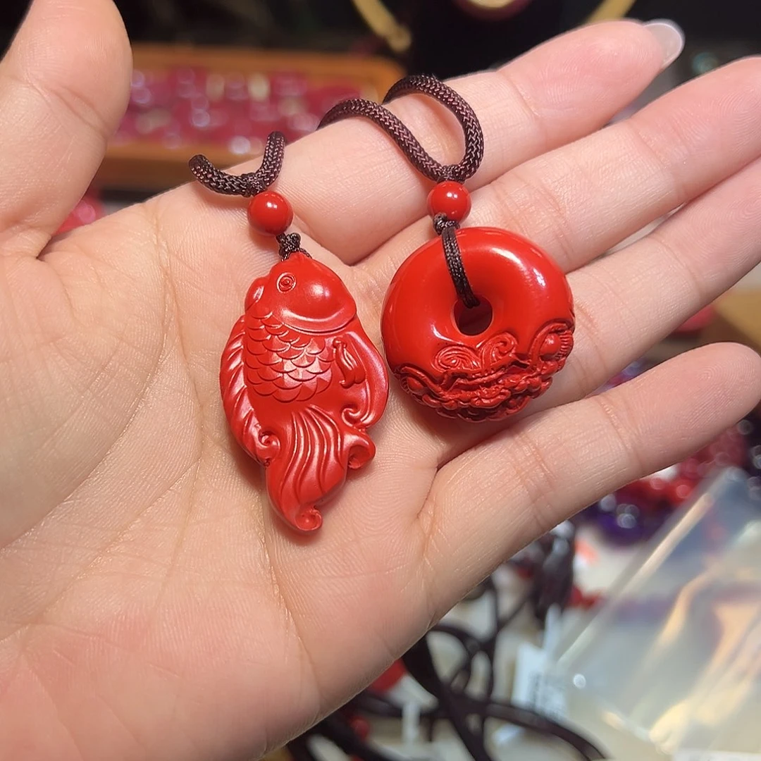 高含量水飞砂吊坠