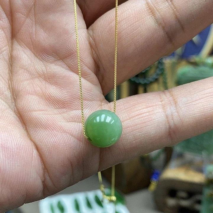 和田玉（碧玉）未镶嵌颈饰