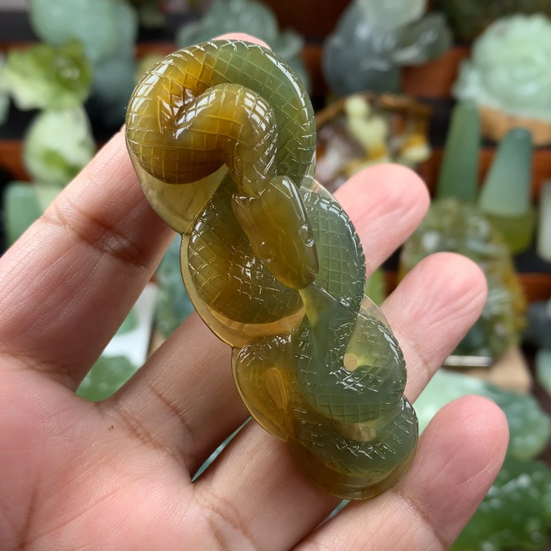 岫玉未镶嵌挂件吊坠