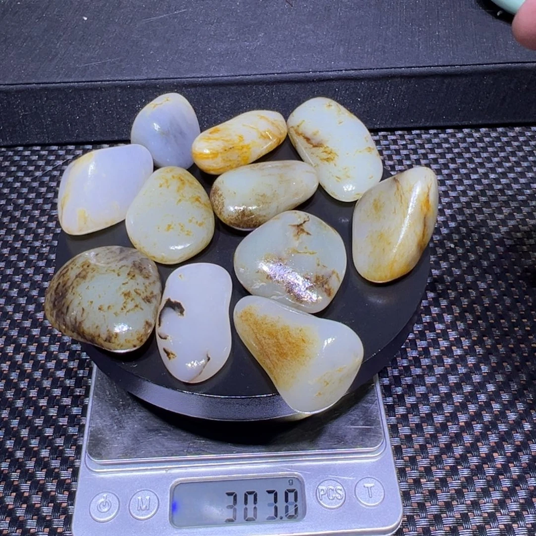 和田玉（子料）未镶嵌吊坠(不含链)301