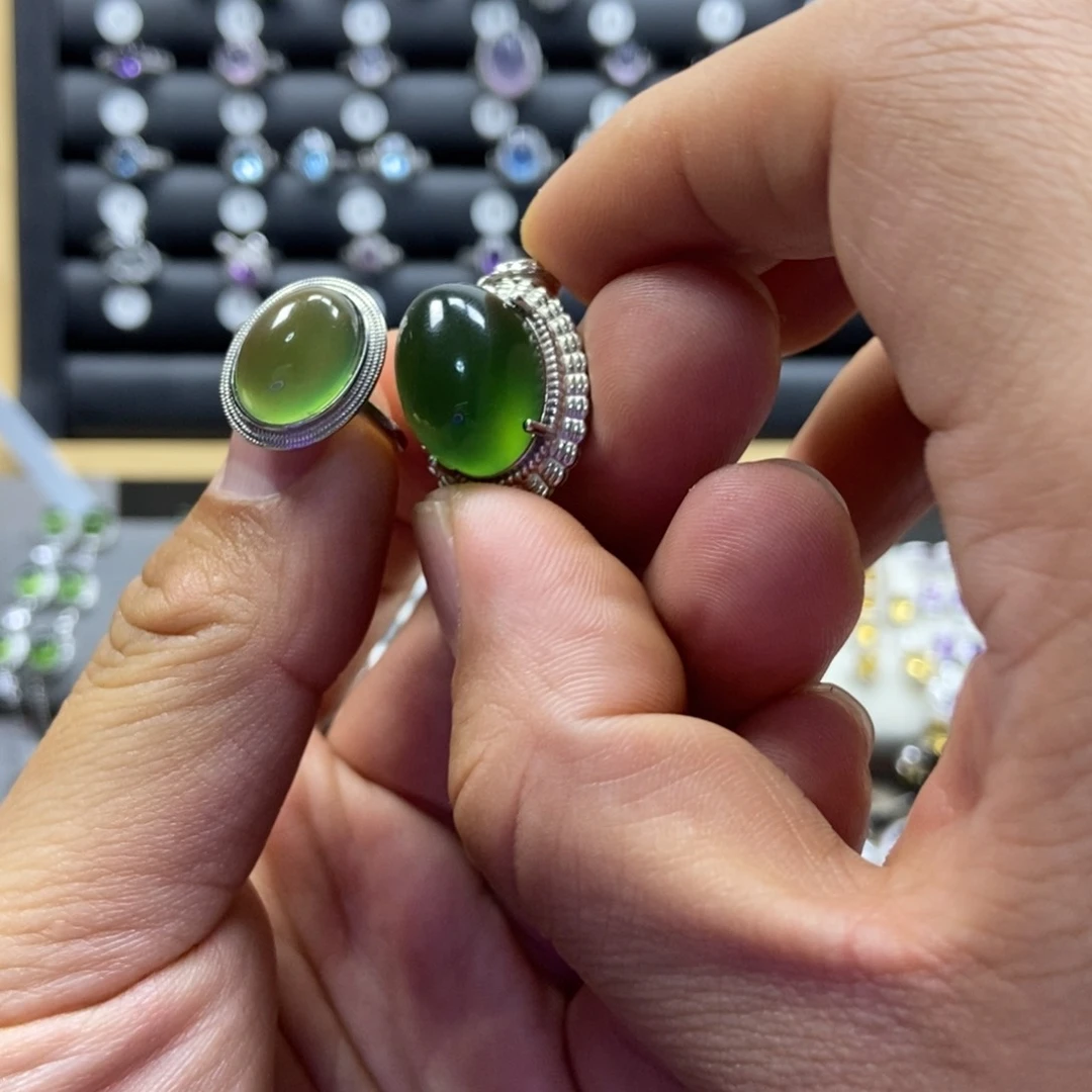 银S925镶嵌蛇纹石玉手链宋*晴