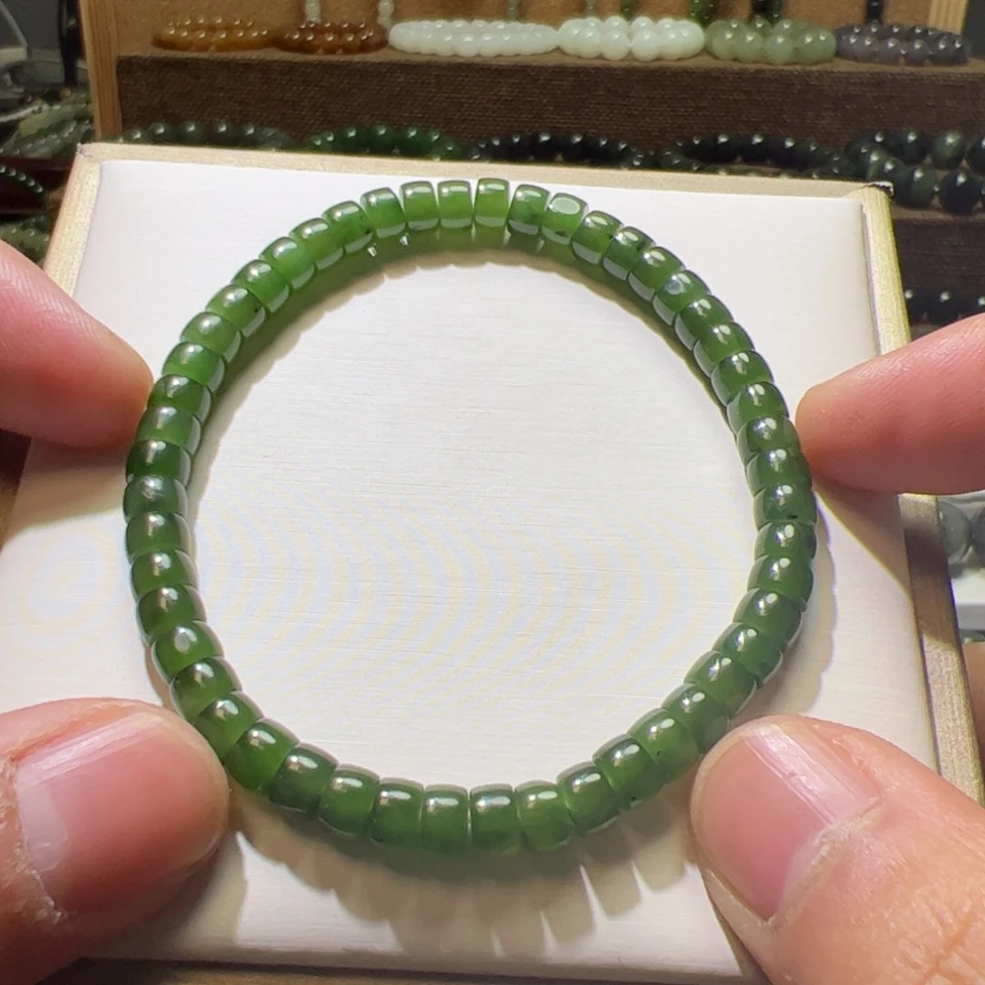 和田玉未镶嵌手串