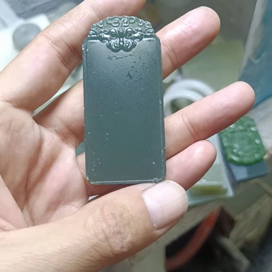 和田玉未镶嵌珠宝半成品