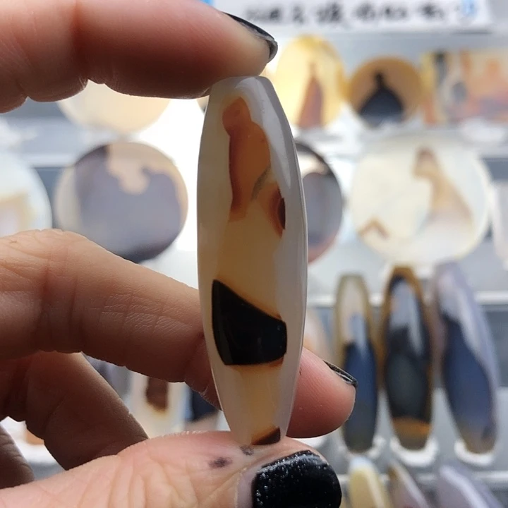 查罗石未镶嵌珠宝半成品80
